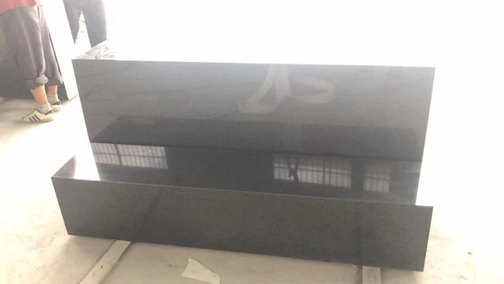 China-Granite-Stone-Granito-Absolute-Black-Countertops.webp (4)(001)